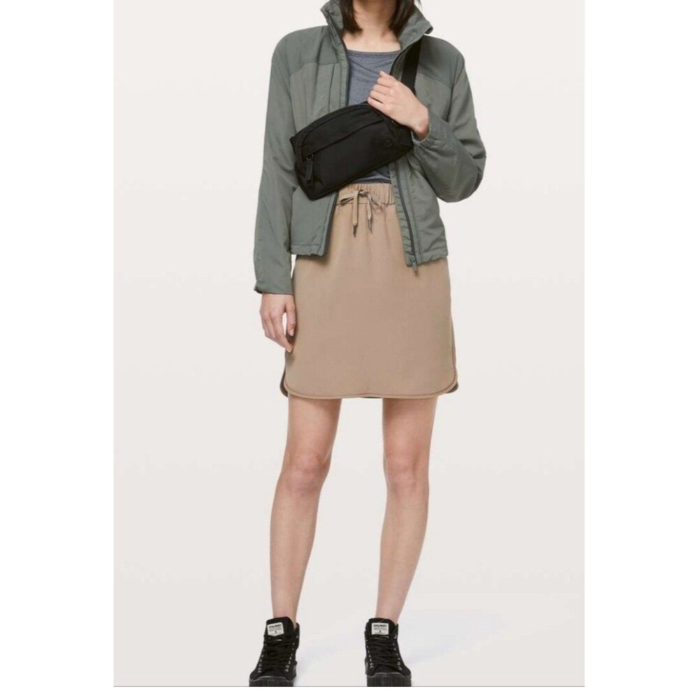 Lululemon On The Fly Skirt Performance Drawstring Outdoors Brown